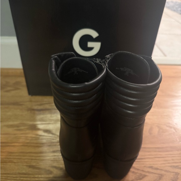 Guess Ankle boots - Picture 3 of 4